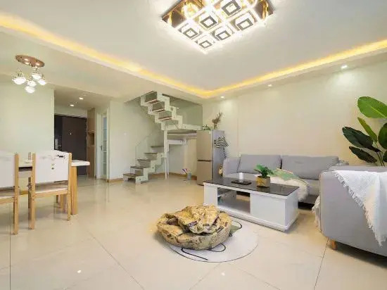 Ruili Apartment