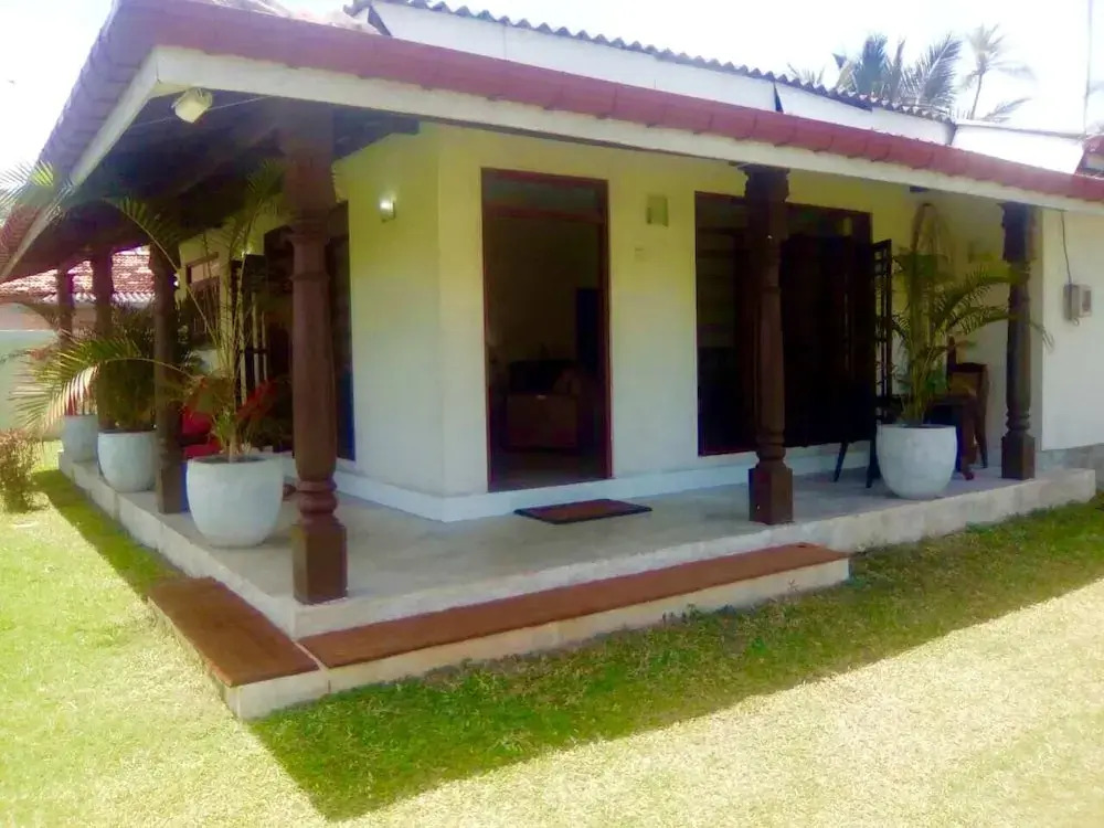 NALENDRA ROOMS - Oceanfront