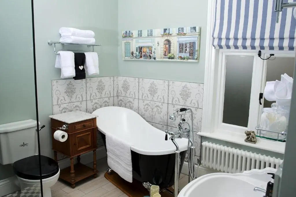 Little Redlands B&B