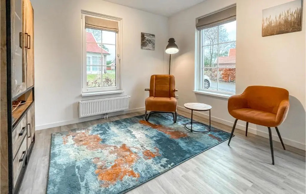 Three-Bedroom Holiday Home In Hoge Hexel