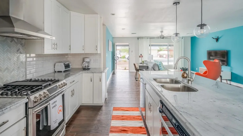 4BR Home in Scottsdale by WanderJaunt