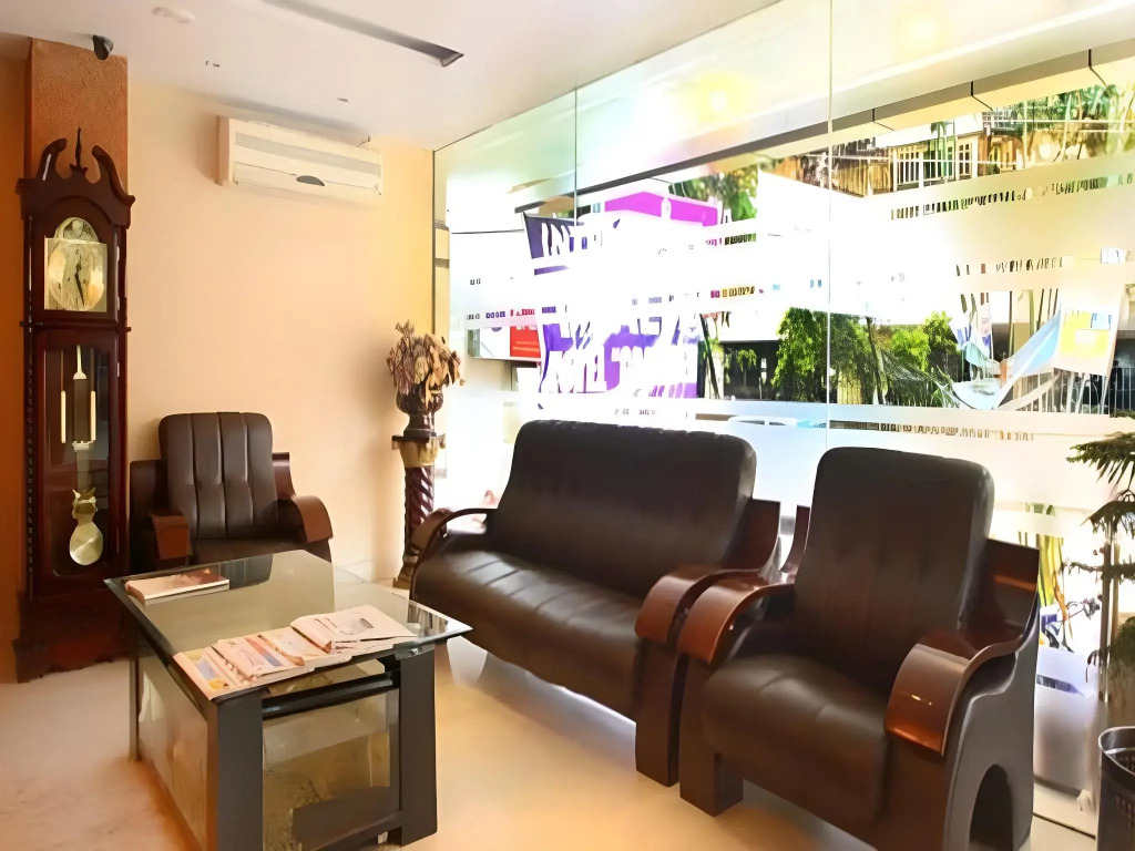 Hotel O Grandeur By orbit Hotels Near Chennai shopping mall