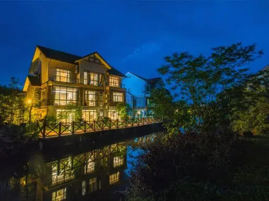 Wuyi Shanshuizhuang Inn