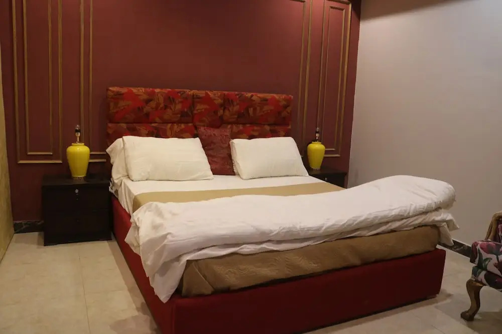 Sab Hotel & Residences