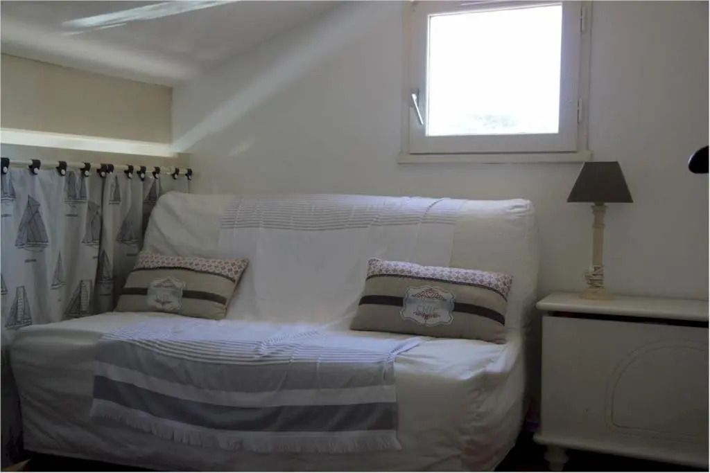 Petite maison dans résidence avec piscine proche plage et centre ville à pied