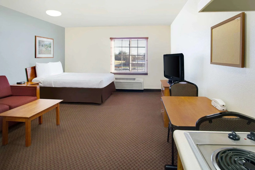 WoodSpring Suites Baton Rouge East I-12