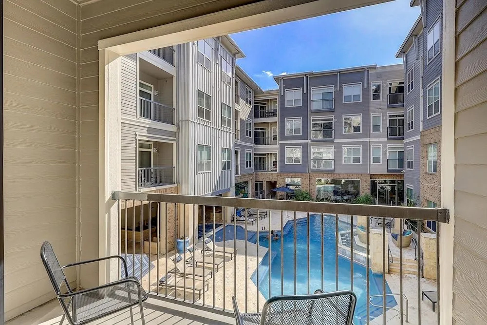 FRONTDESK SYNC Med Center Apts Houston