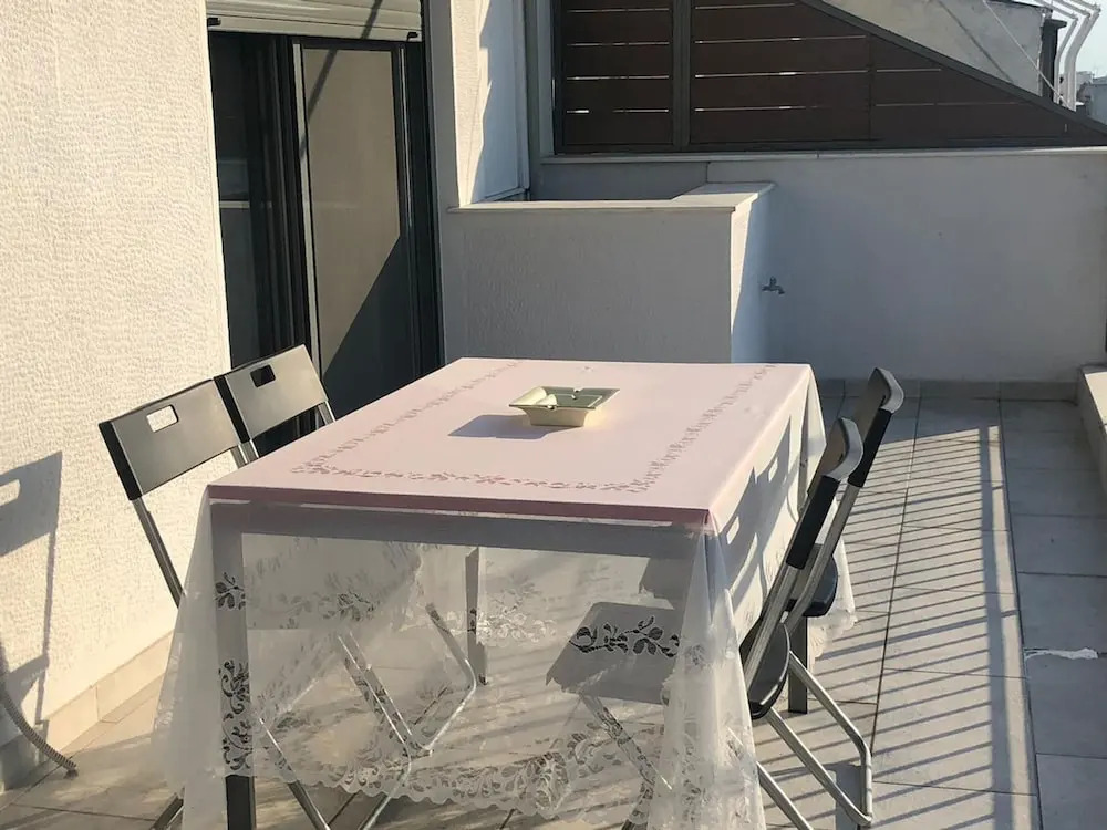 Luxurious Apartment With big Balcony Best Location