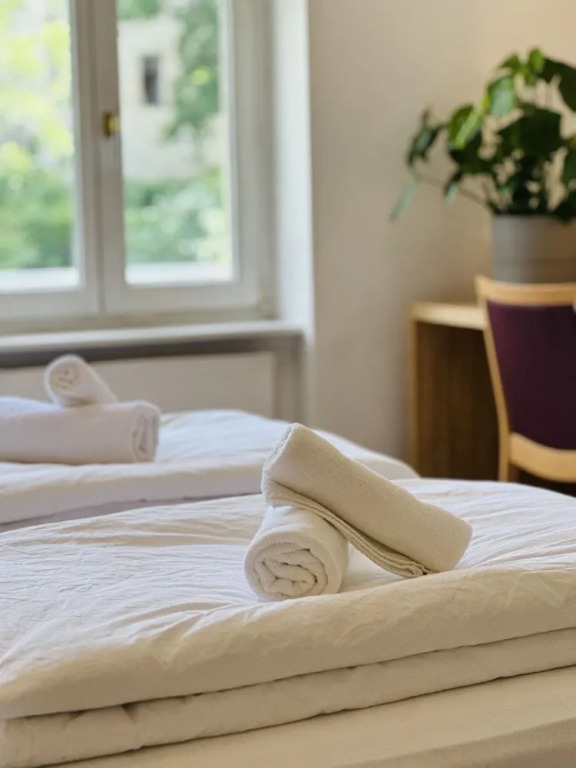 Apartmenthaus am Dom - Zentrum & Ruhige Lage, Perfekt für Business Trip, Auch für Familie, Viel Platz mit Küche