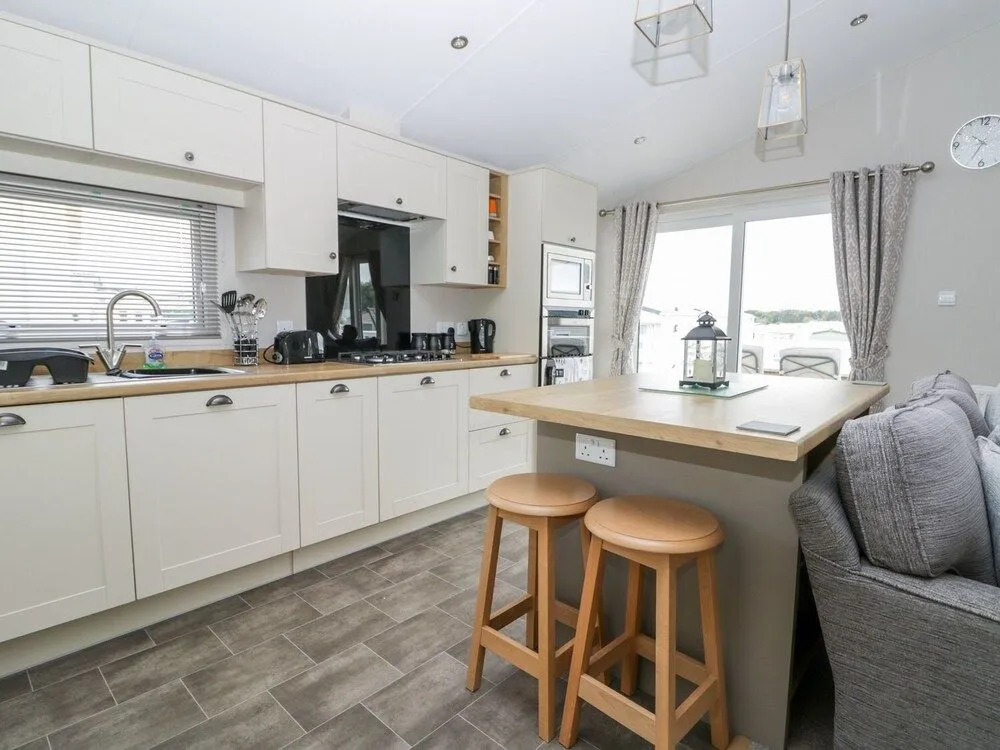 Cayton Pines