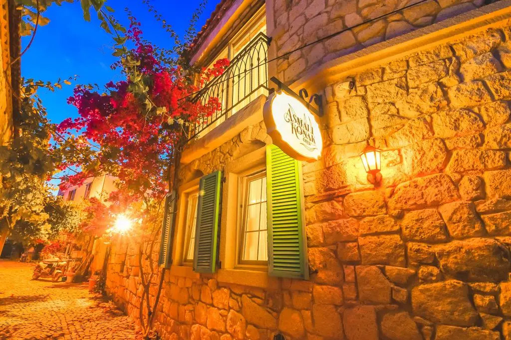 Alacati Asmali Konak Hotel