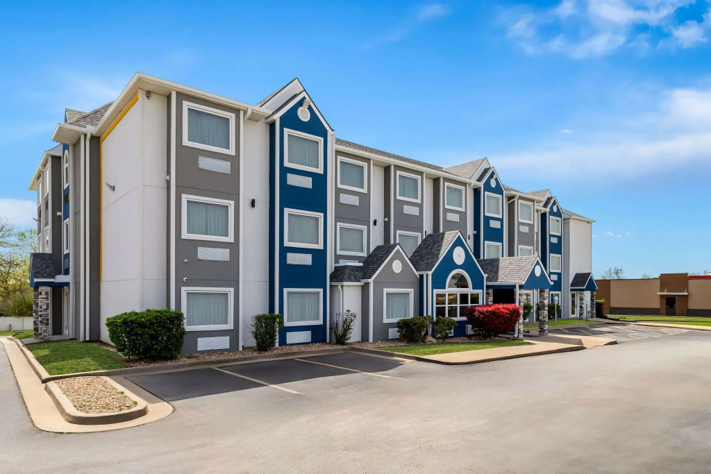 Microtel Inn & Suites by Wyndham Tulsa/Rt 66 Near Casino