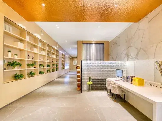 Bella Hotel (Dongying Guangrao Le'an Street International Expo Center)