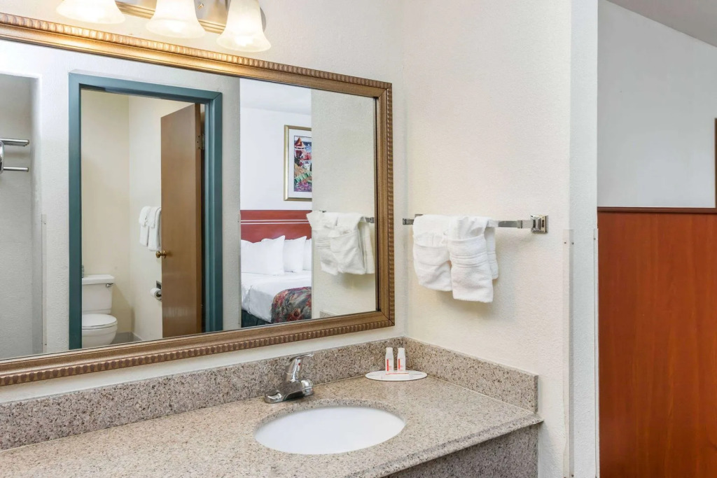 Fairbridge Inn Express Decatur Forsyth IL