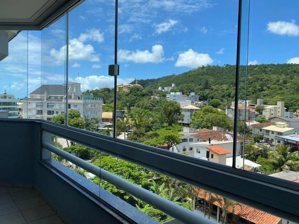 Cobertura a 100m da Praia de Jurere