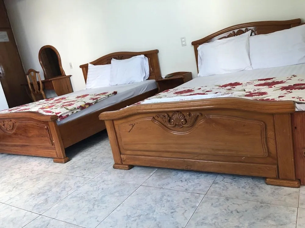 Tay Ho Hotel