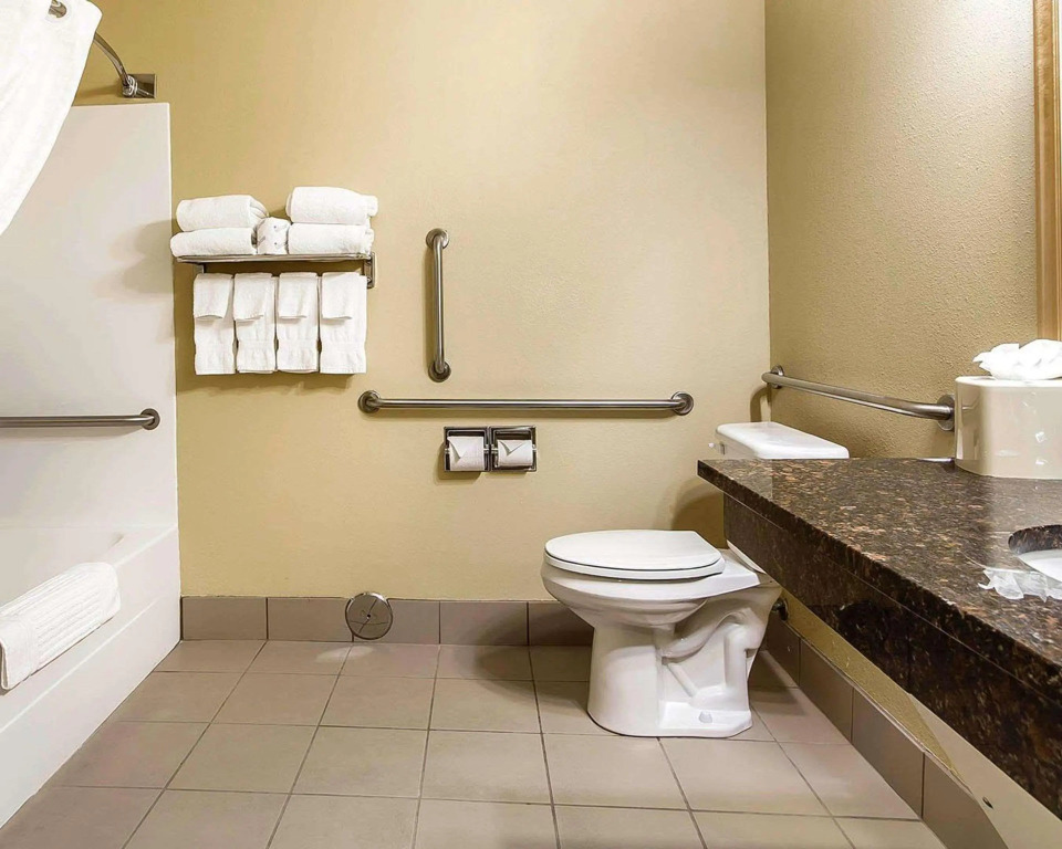 Comfort Inn Owatonna near Medical Center