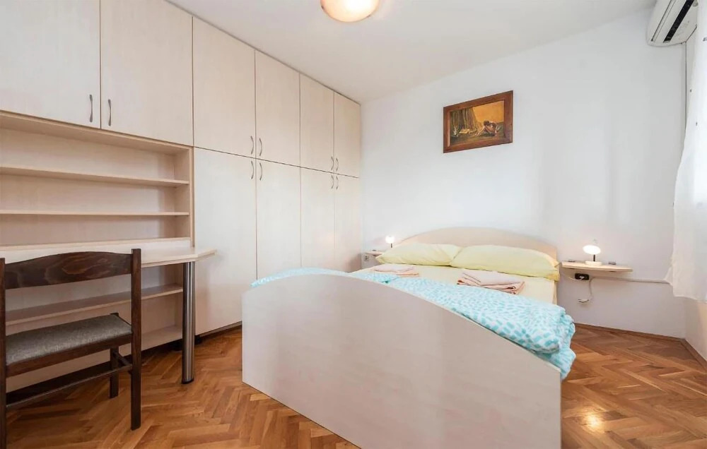 Amazing Home in Krusevo With 4 Bedrooms, Wifi and Outdoor Swimming Pool