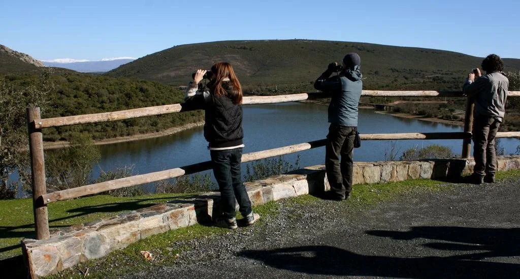 Albergue y Alojamiento en Monfragüe. Centro de Educación Ambiental La Dehesa