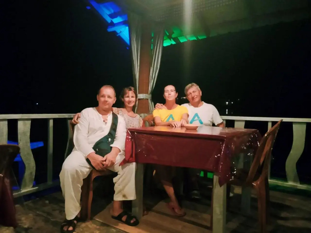 Lake Lane Guest Rest