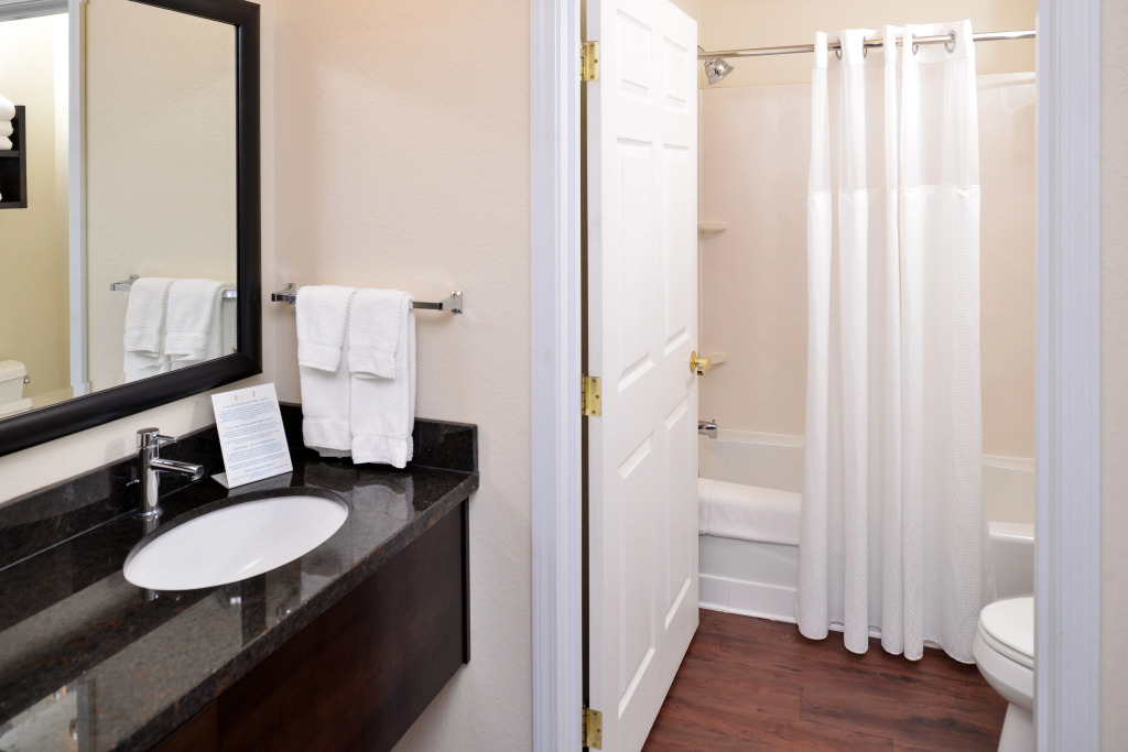 Staybridge Suites Sioux Falls at Empire Mall by IHG