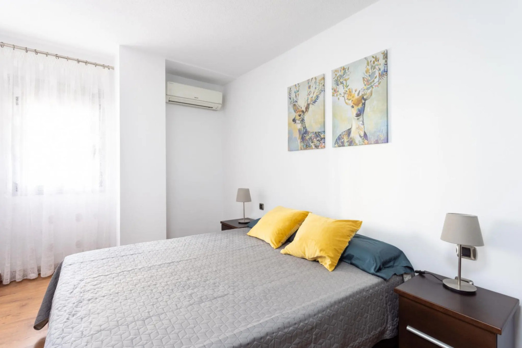 Home2Book Bright Center Apartment Santa Cruz
