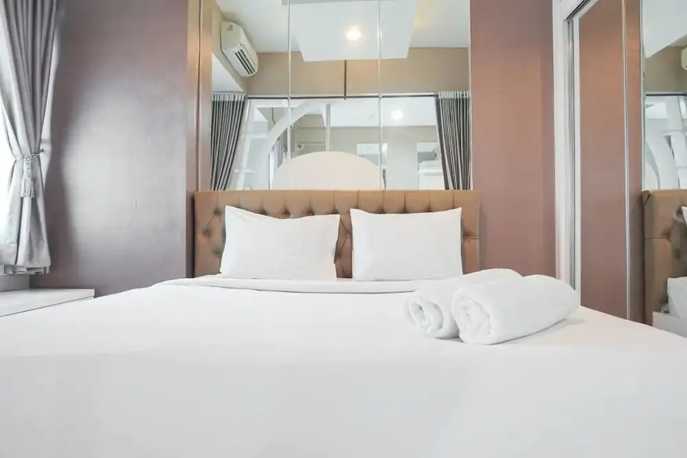 Premium and Spacious Studio Apartment at Capitol Park Residence