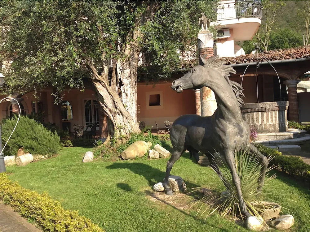 Hotel Arco di Magliano