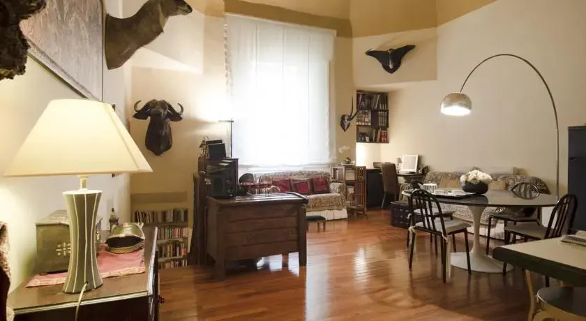 Castagnoli Halldis Apartment