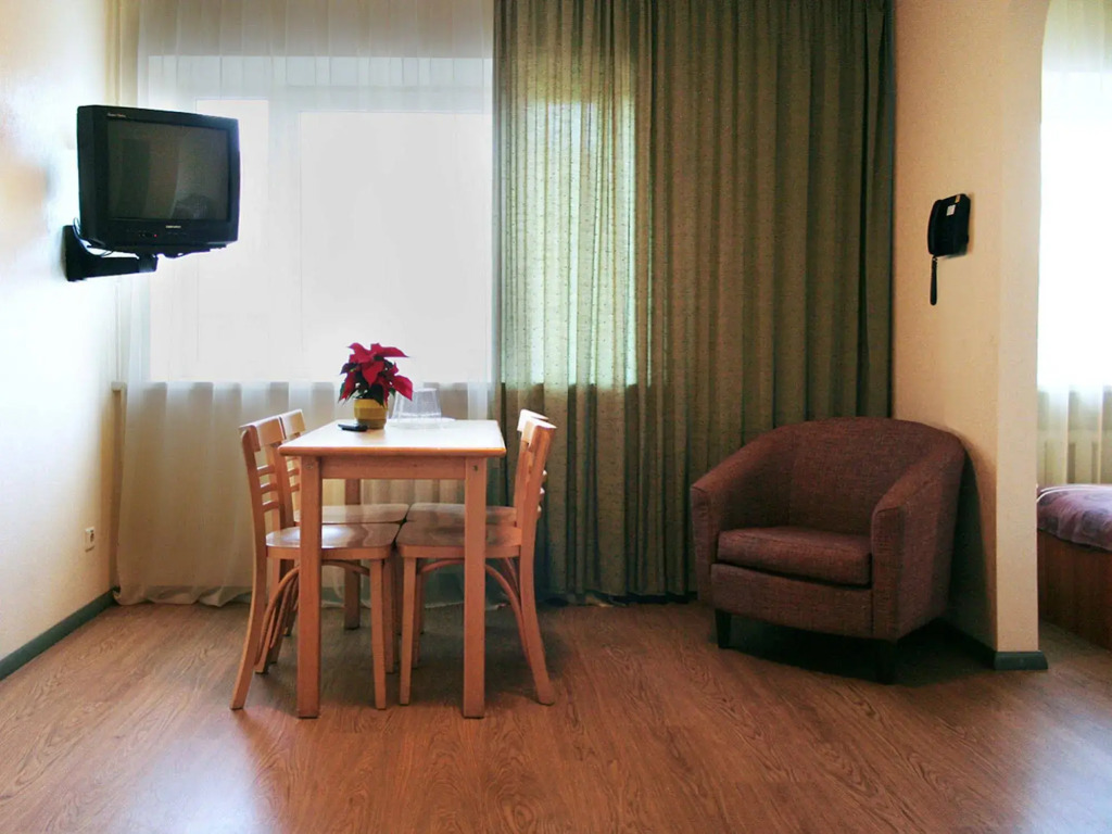Liva Hotel