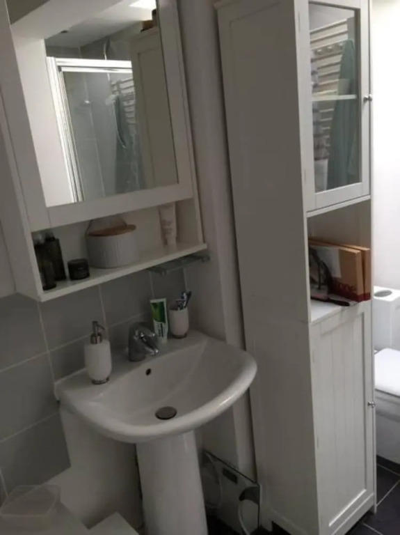 Bright 3 Bedroom Home Near Cowley Road