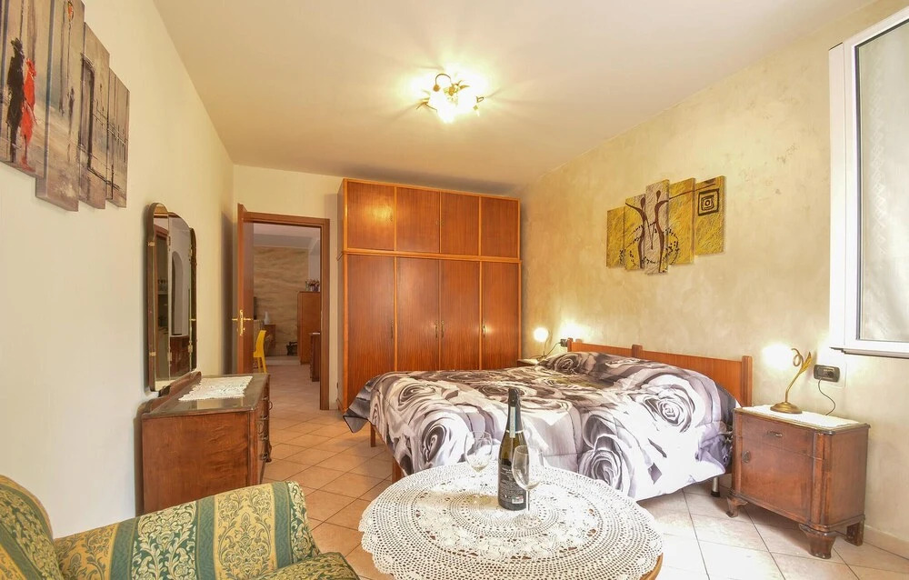 Nice Apartment in Sanremo With Wifi and 2 Bedrooms