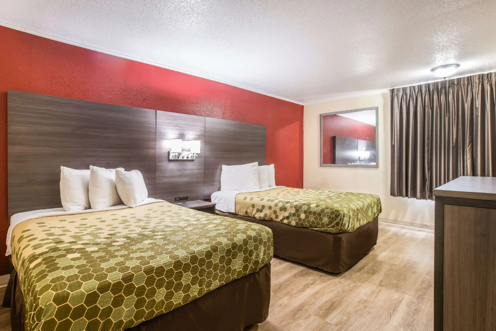 Econo Lodge Garden City - Savannah