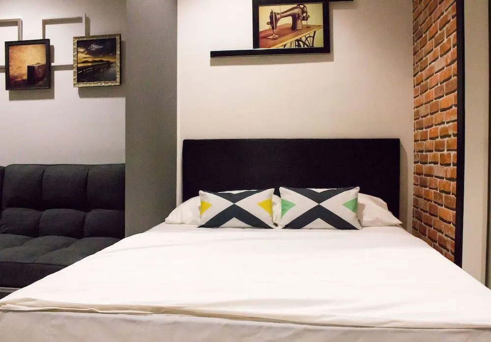 Octagon Ipoh by Plush