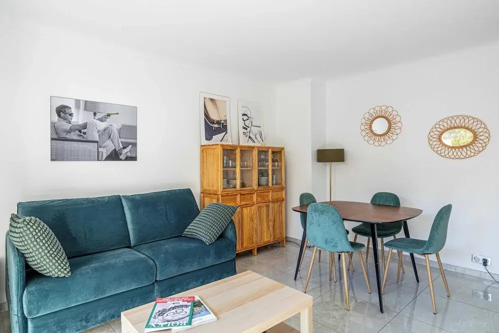 Charming Apartment With Large Terrace