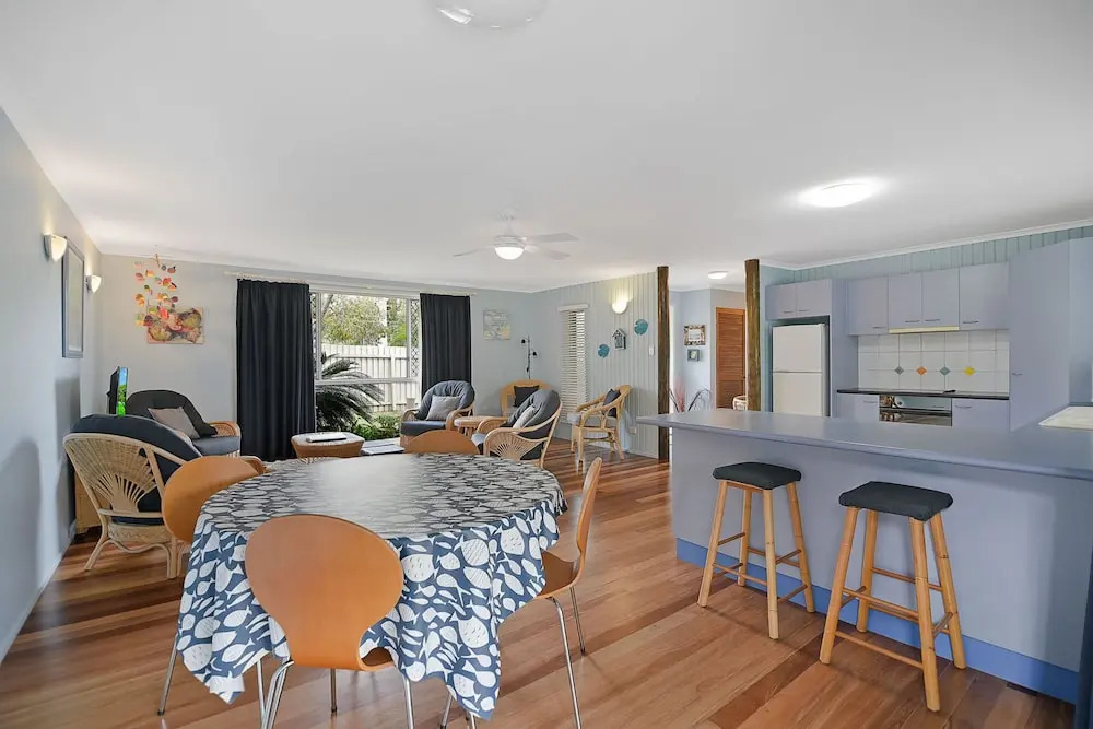 Allamanda Sands - 23 Oriole Avenue