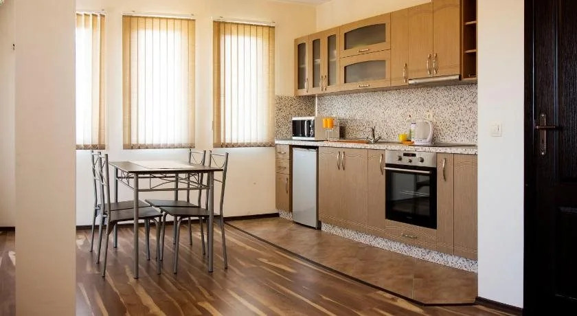 Ivatea Family Hotel