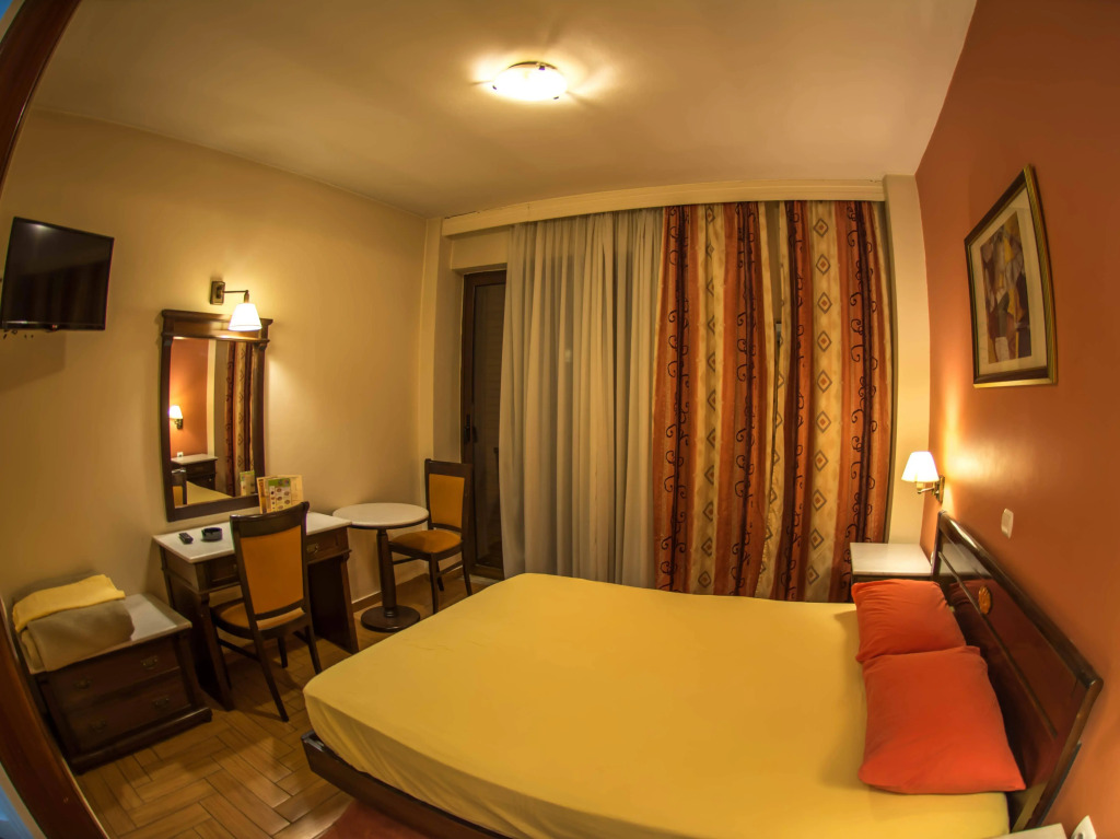 Hotel Chris