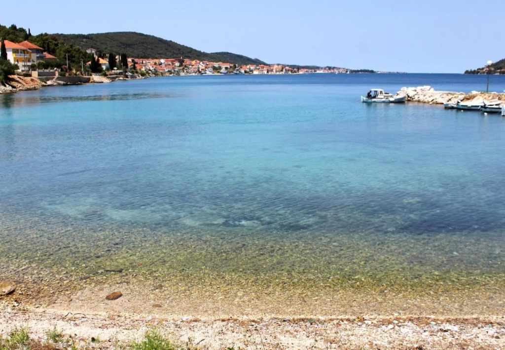 Tonci - 30 m from beach - A2 Gori (2+1)