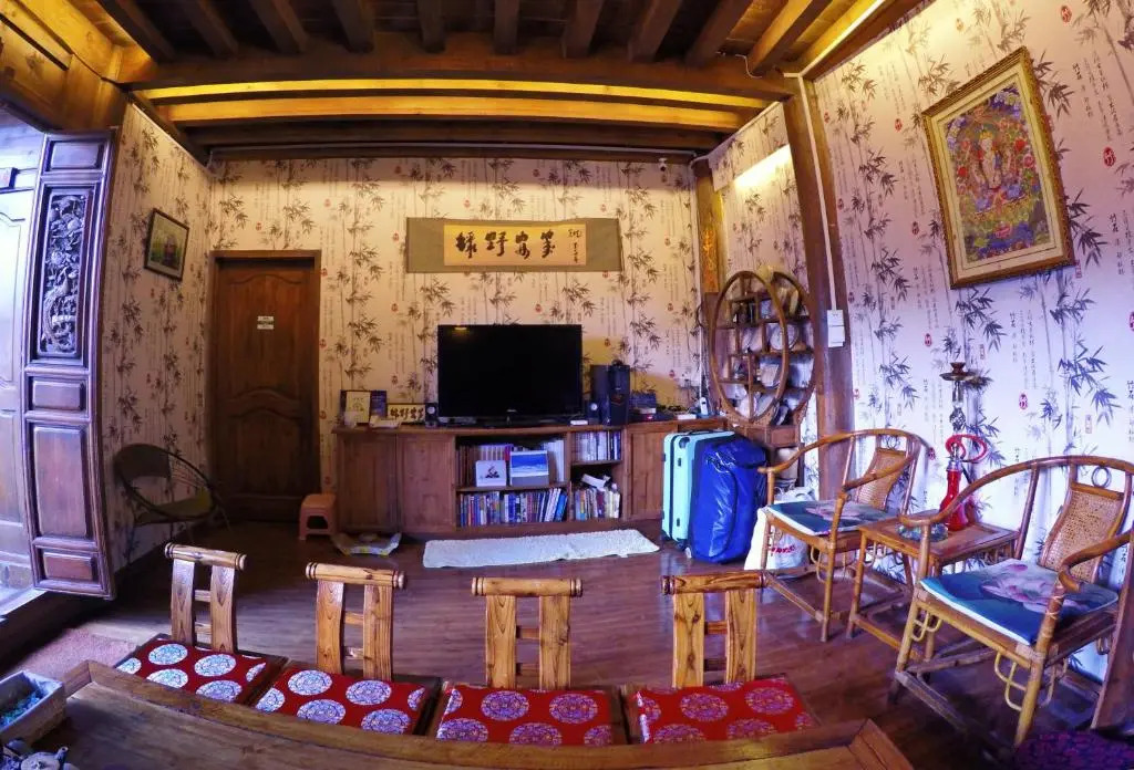 Lijiang Lvyeanjia Inn