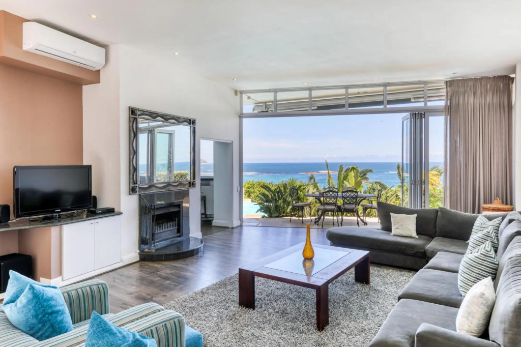 Beach Villa 1