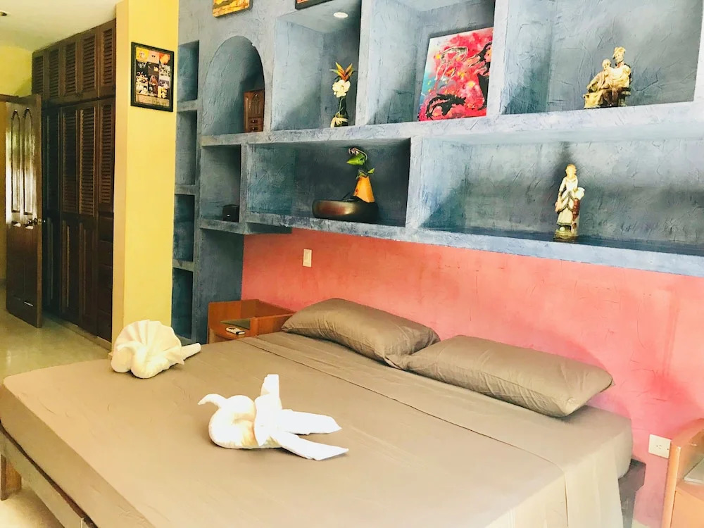 Beautiful 8 People Townhouse Villa Located in Playacar Phase 2