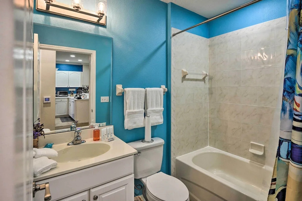 Waterfront Palm Coast Condo w/ Boat Dock & Pool!