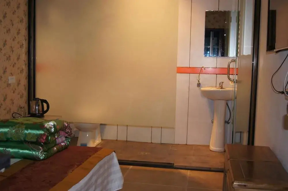 Pingyao Yongjian Business Hotel