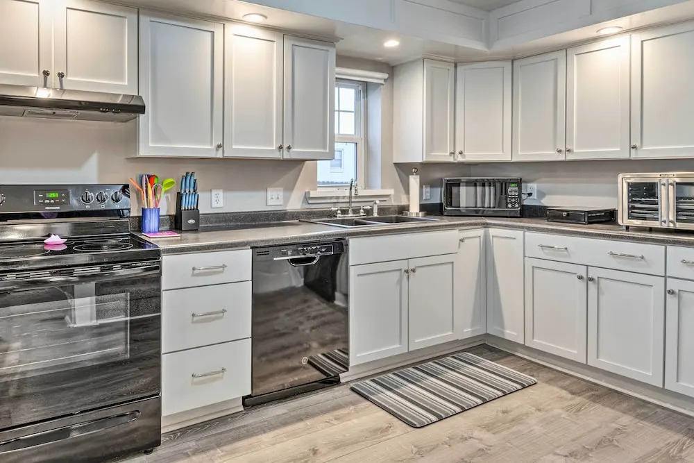 Charming Greencastle Home u003c 1 Mi to DePauw