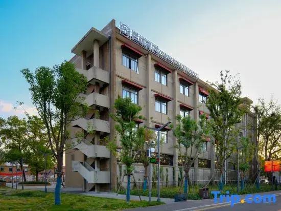 Chenfeng Designer Hotel (Jiujiang University  Jiujiang Vocational University Branch)