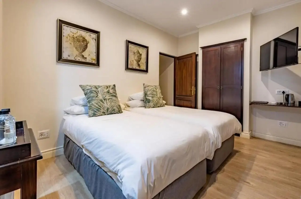 Sheppard Boutique Hotel