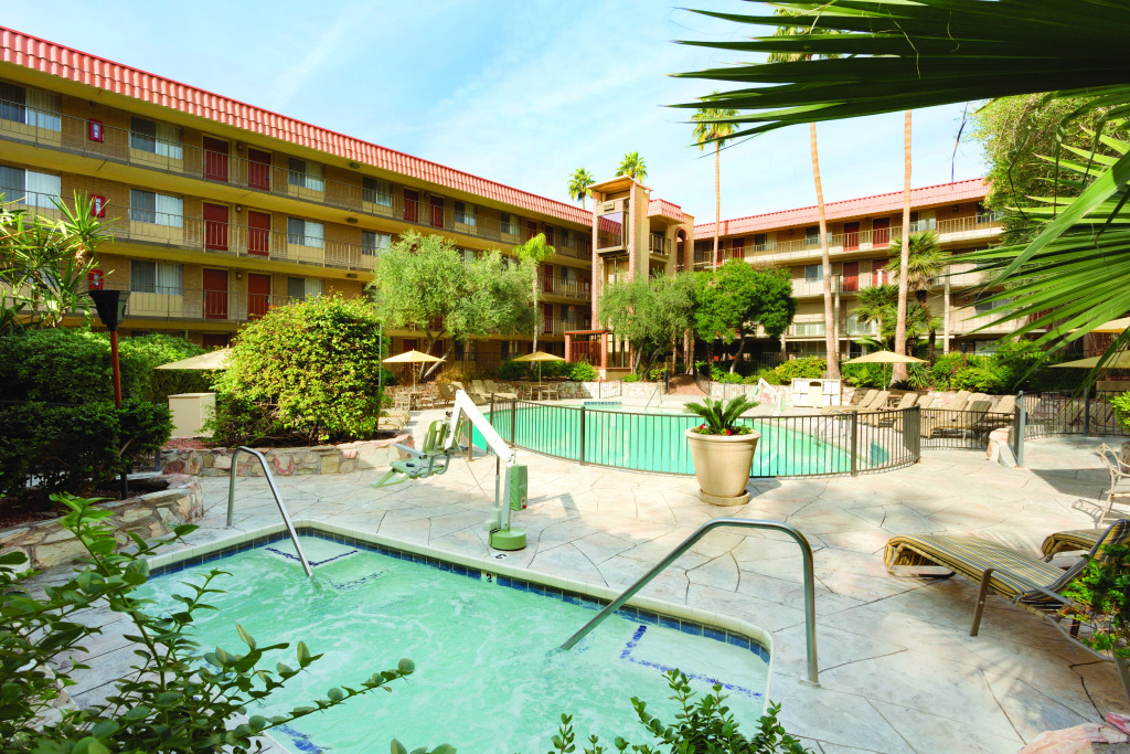 Motel 6 Phoenix, AZ - Sky Harbor