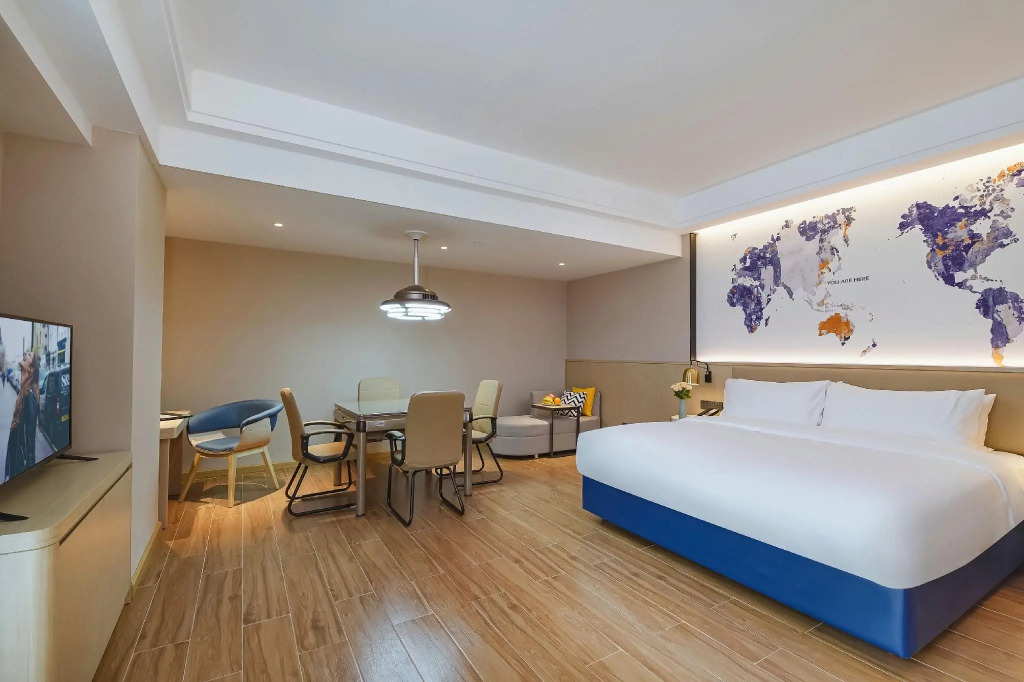 Kyriad Marvelous Hotel (Dongguan Huayang Lake University City Store)
