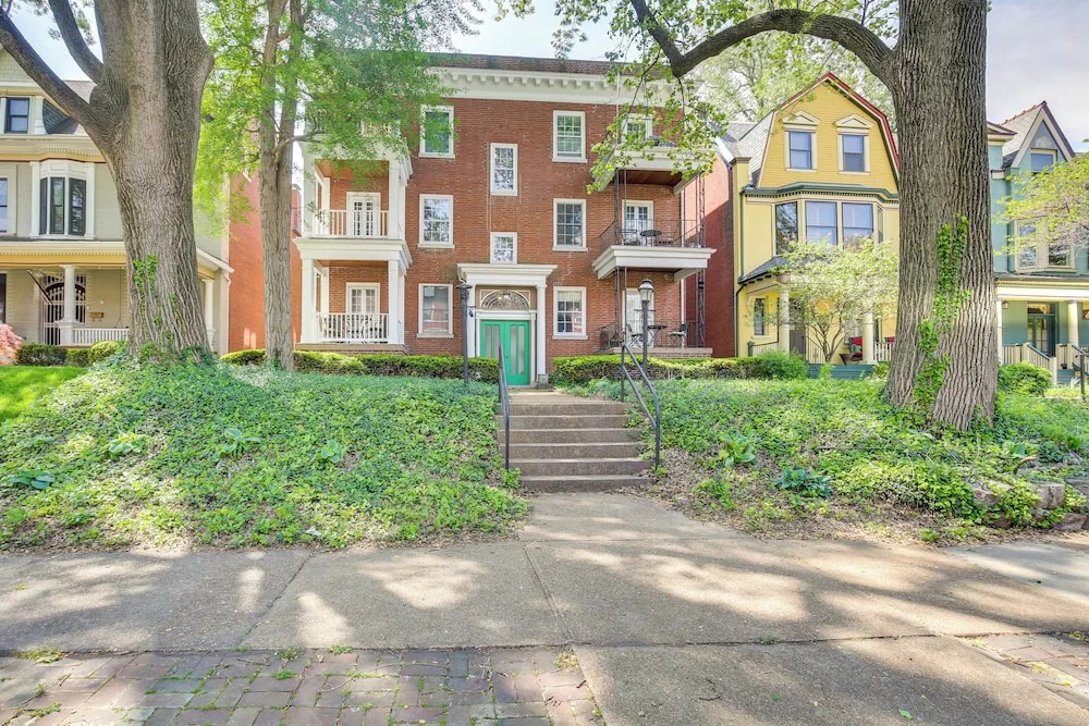 Central West End Condo < 1 Mi to Forest Park!